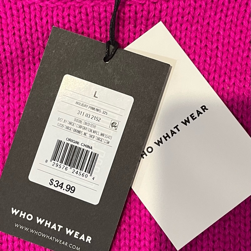 Who, What, Wear fuschia sweater; size large.